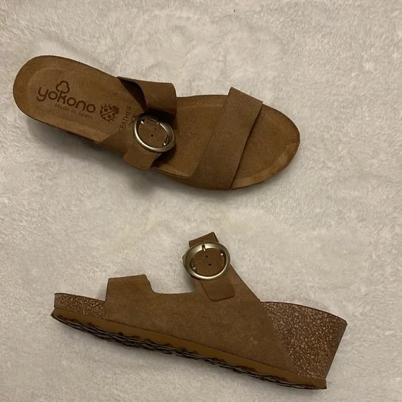 Yokono- Suede wedge buckle sandal- 9.5 - Picture 2 of 10